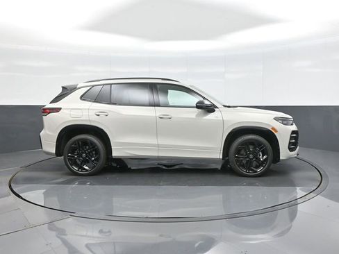 New 2026 Volkswagen Tiguan SE R-Line AWD/4WD image 8