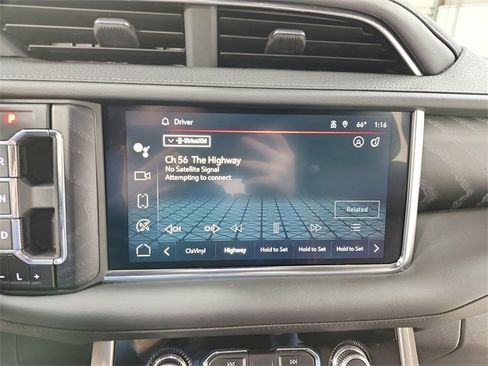 Used 2024 GMC Yukon Denali image 29