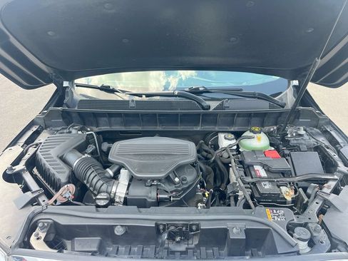 Used 2019 GMC Acadia Denali w/ Technology Package FWD image 33