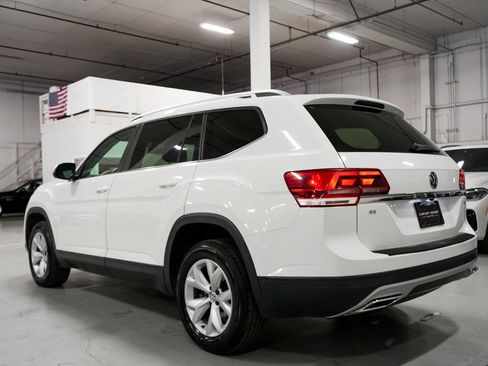 Used 2018 Volkswagen Atlas SE image 3