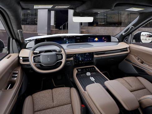 New 2027 Lincoln Navigator Black Label AWD/4WD image 9