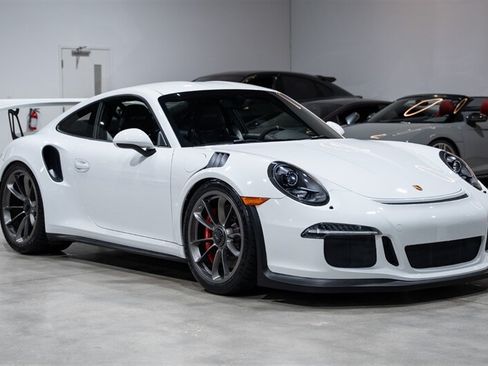 Used 2016 Porsche 911 GT3 RS RWD image 16