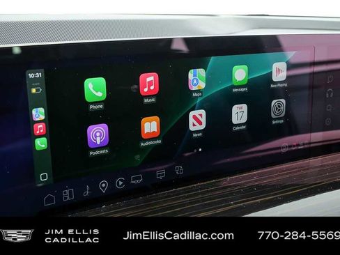 Used 2025 Cadillac Escalade Luxury image 16