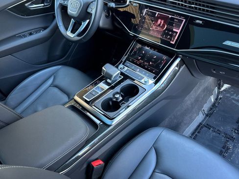 Used 2025 Audi Q7 2.0T Premium w/ Convenience Package image 14