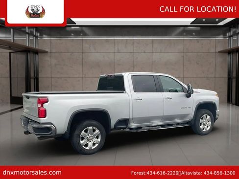 Used 2022 Chevrolet Silverado 2500 LTZ w/ LTZ Premium Package AWD/4WD image 5