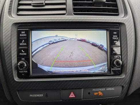 Used 2025 Mitsubishi Outlander Sport ES image 24