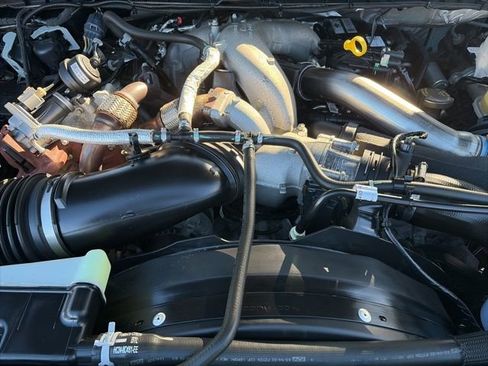 Used 2022 Ford F350 XLT w/ XLT Value Package image 27