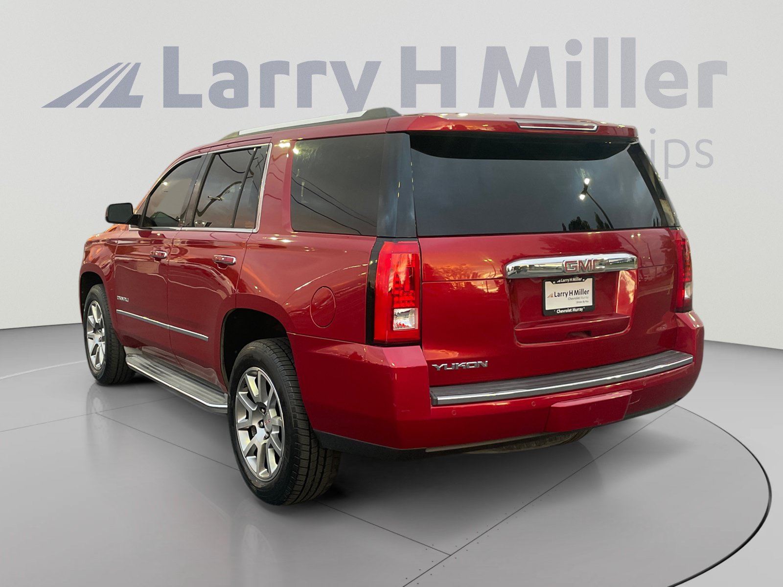 Used 2015 GMC Yukon Denali AWD/4WD image 3
