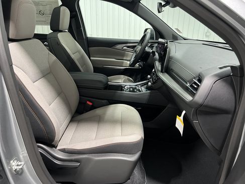 New 2026 Chevrolet Traverse LT w/ Sun and Wheel Package image 29