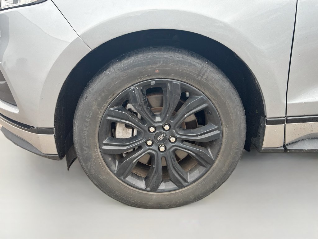 Used 2024 Ford Edge SE w/ Black Appearance Package AWD/4WD image 27