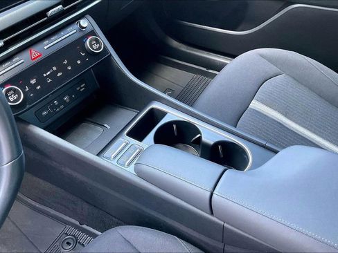 Used 2024 Hyundai Sonata SEL FWD image 17