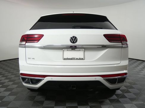 Used 2021 Volkswagen Atlas Cross Sport SE w/ Cross Sport MDO Package FWD image 4