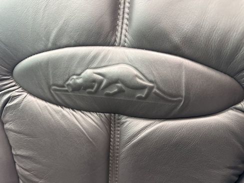 Used 2000 Plymouth Prowler image 9