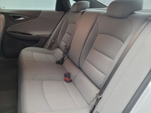 Used 2023 Chevrolet Malibu LS FWD image 18