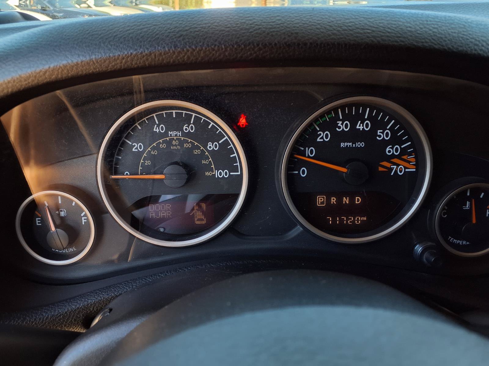 Used 2016 Jeep Wrangler Sahara AWD/4WD image 15