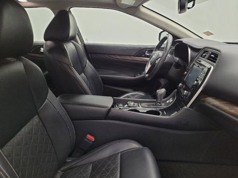 Used 2016 Nissan Maxima Platinum FWD image 21