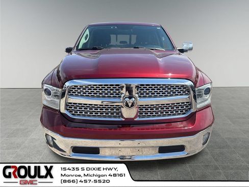 Used 2016 RAM 1500 Laramie w/ Convenience Group AWD/4WD image 9