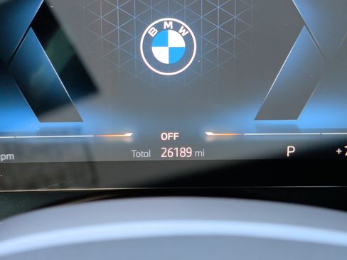 Certified 2024 BMW 540i xDrive w/ Executive Package image 15