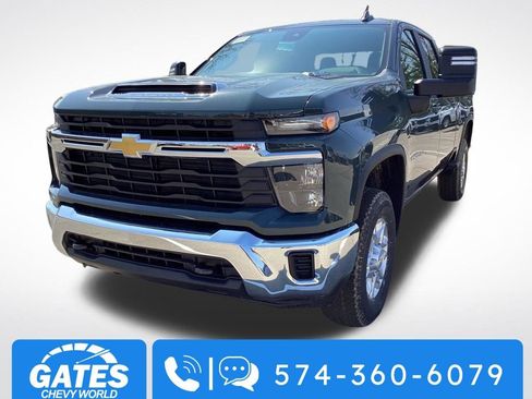 New 2026 Chevrolet Silverado 3500 LT AWD/4WD image 2