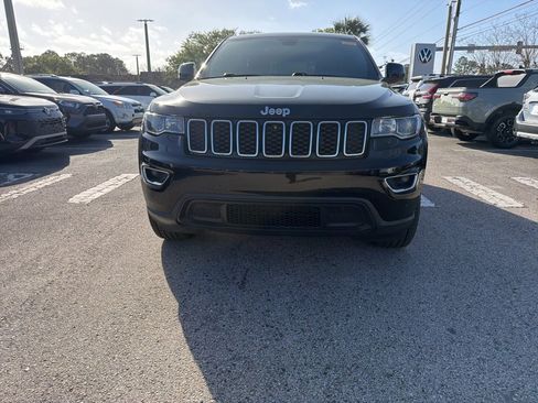 Used 2021 Jeep Grand Cherokee Laredo image 13