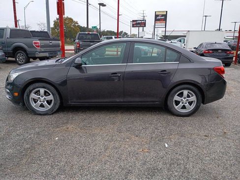 Used 2015 Chevrolet Cruze LT image 4