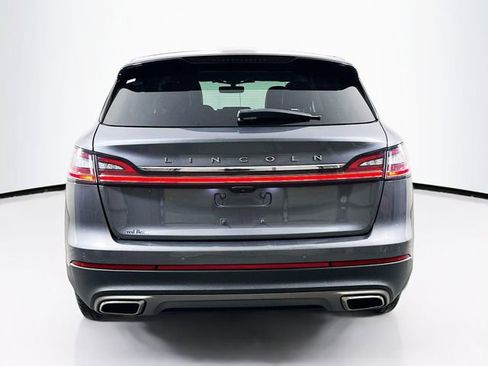 Used 2022 Lincoln Nautilus AWD w/ Premium Package image 7