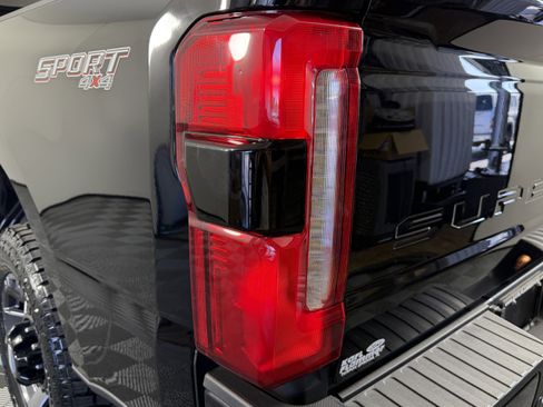 Certified 2024 Ford F250 Lariat w/ Lariat Ultimate Package image 7