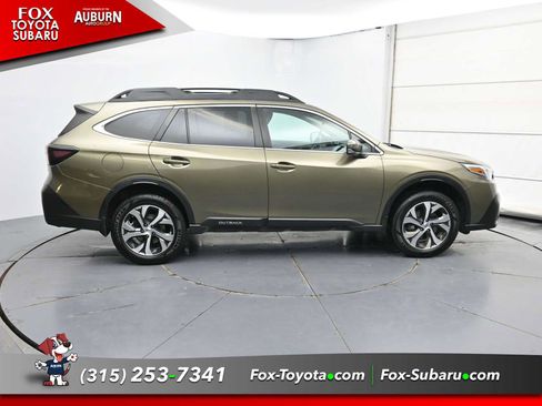 Used 2020 Subaru Outback Limited AWD/4WD image 17