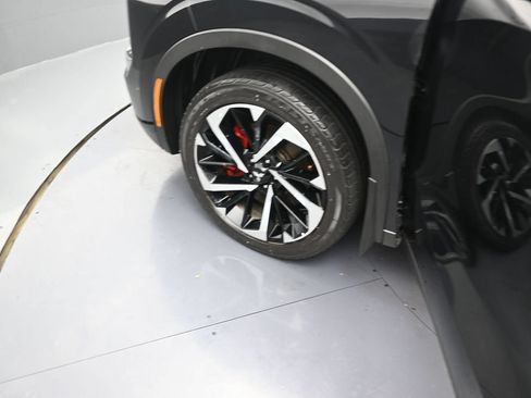Used 2022 Volkswagen Atlas Cross Sport SE FWD image 14