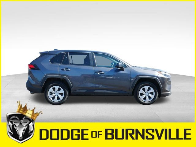 Used 2025 Toyota RAV4 LE AWD/4WD image 8