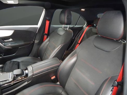 Used 2021 Mercedes-Benz A 35 AMG 4MATIC image 18