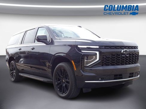 New 2026 Chevrolet Suburban Premier image 4