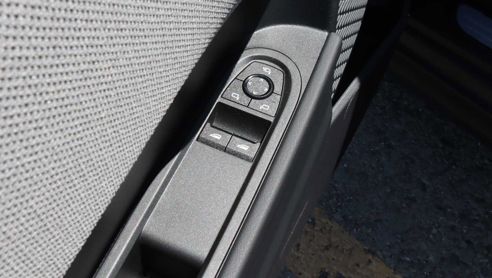 New 2026 MINI Cooper 2-Door Hardtop FWD image 8