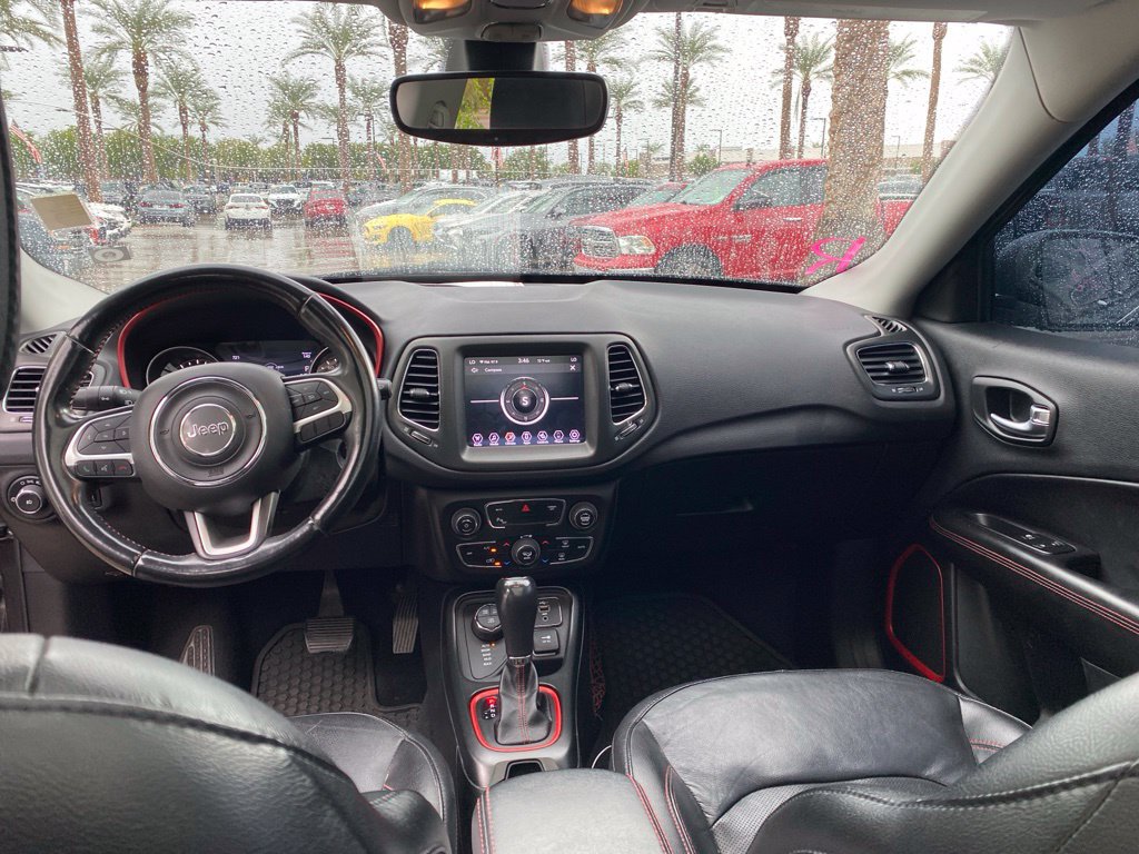 Used 2019 Jeep Compass Trailhawk w/ Leather Interior Group AWD/4WD image 11