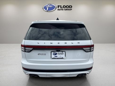 New 2026 Lincoln Aviator Black Label w/ Jet Appearance Package AWD/4WD image 6