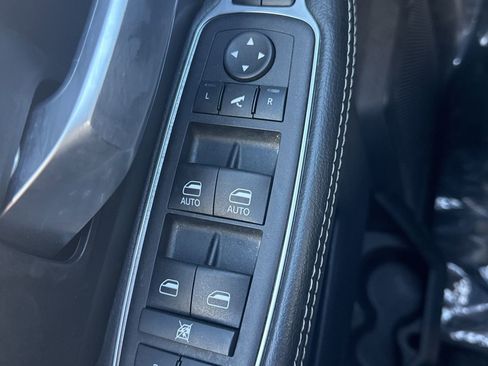 Used 2024 RAM 2500 Big Horn w/ Bed Utility Group image 20