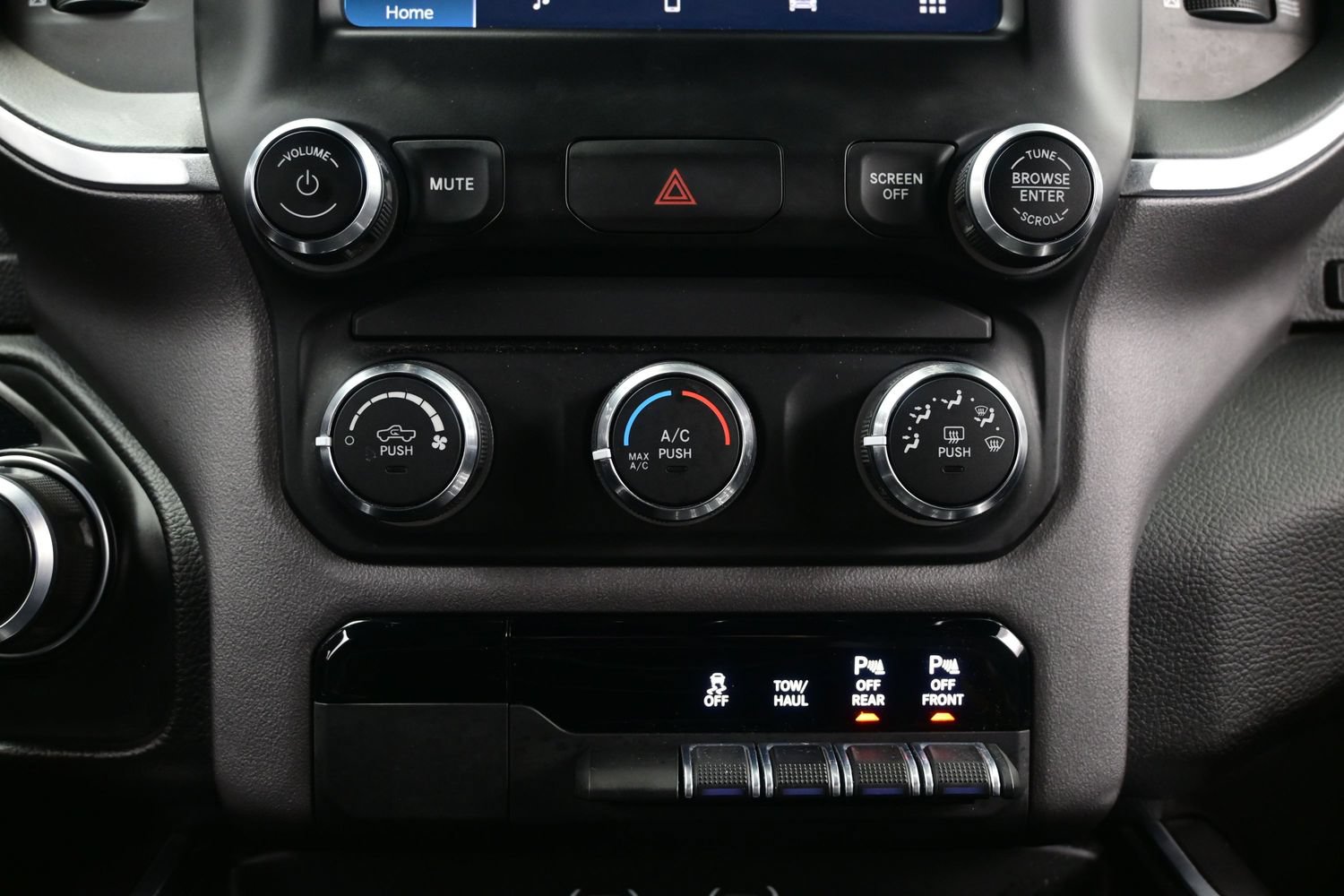 Used 2022 RAM 1500 Big Horn AWD/4WD image 23