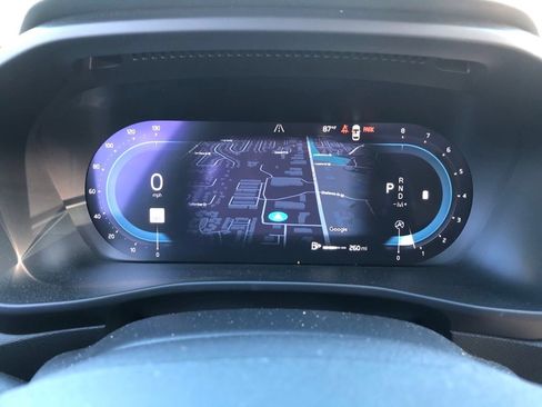 Used 2023 Volvo XC40 B5 Ultimate w/ Protection Package Premier image 21