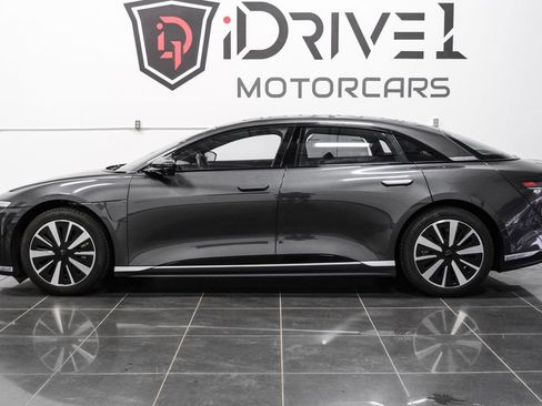 Used 2025 Lucid Air Touring AWD/4WD image 11