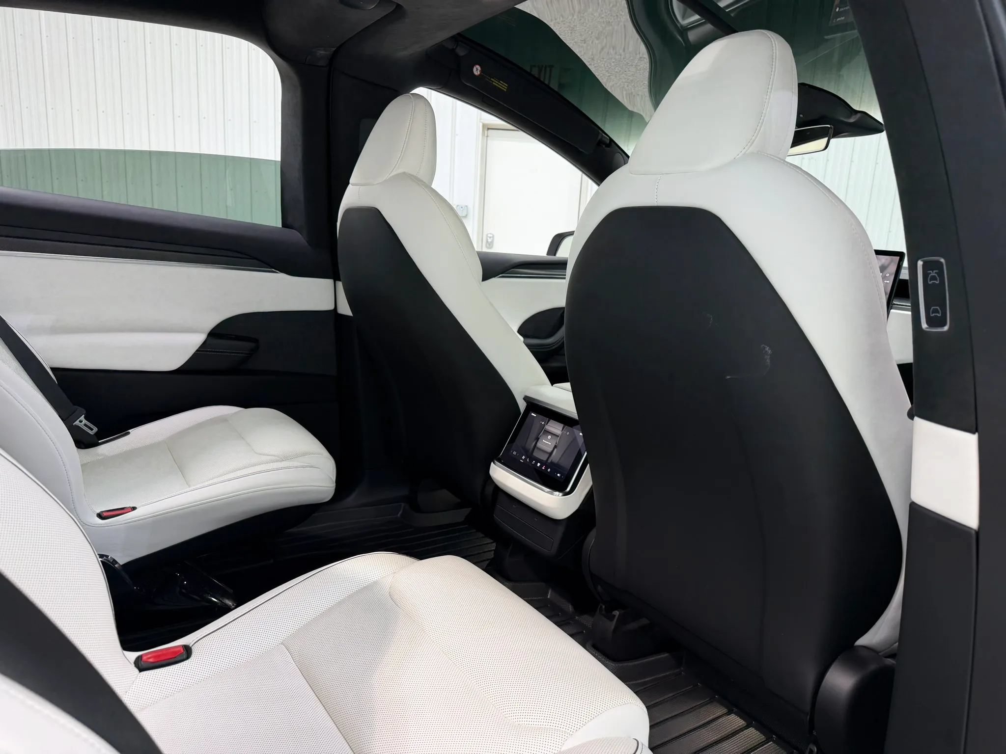 Used 2022 Tesla Model X Plaid AWD/4WD image 21