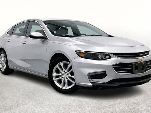 Used 2018 Chevrolet Malibu LT w/ Leather Package image 1