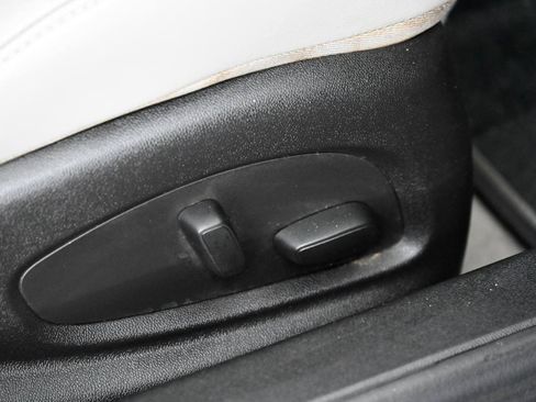 Used 2016 Chevrolet Camaro SS RWD image 25