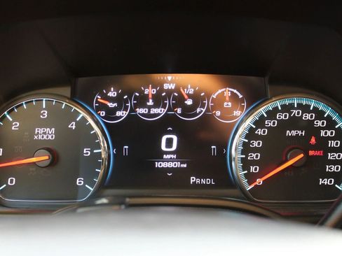 Used 2019 GMC Yukon XL SLT w/ Graphite Performance Edition image 29