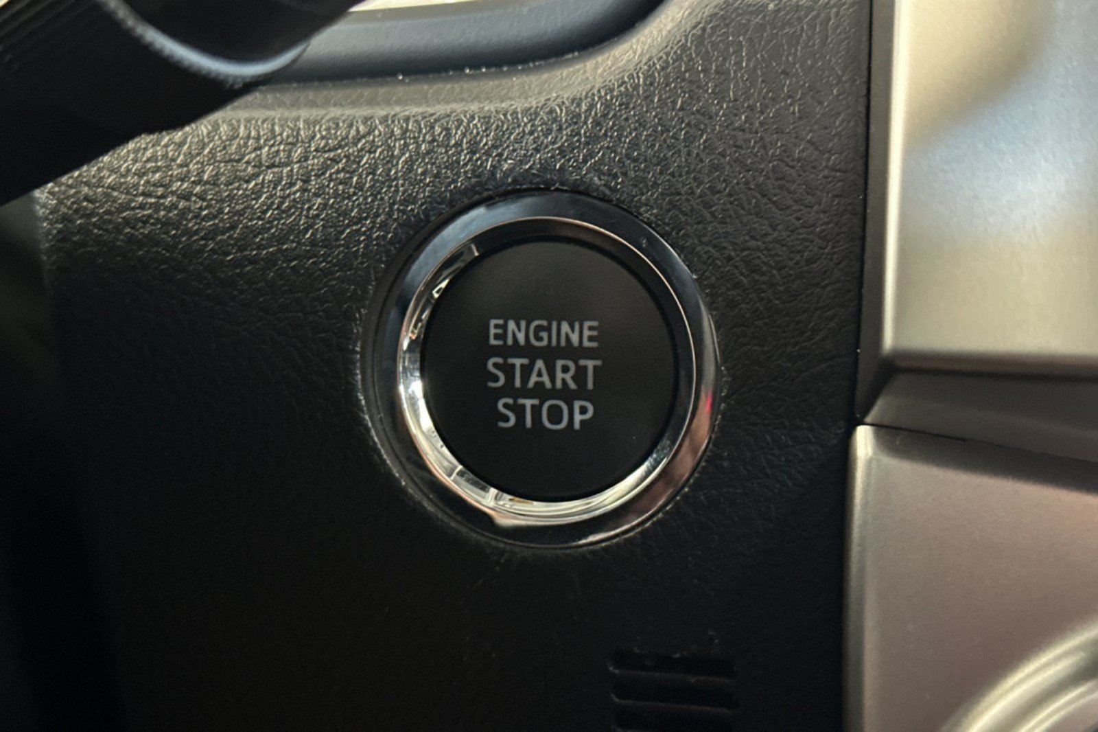 Used 2024 Toyota 4Runner SR5 Premium w/ Moonroof Package AWD/4WD image 23