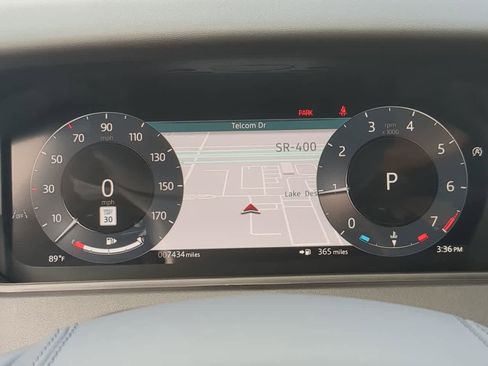 Certified 2026 Land Rover Range Rover Velar Dynamic SE image 35