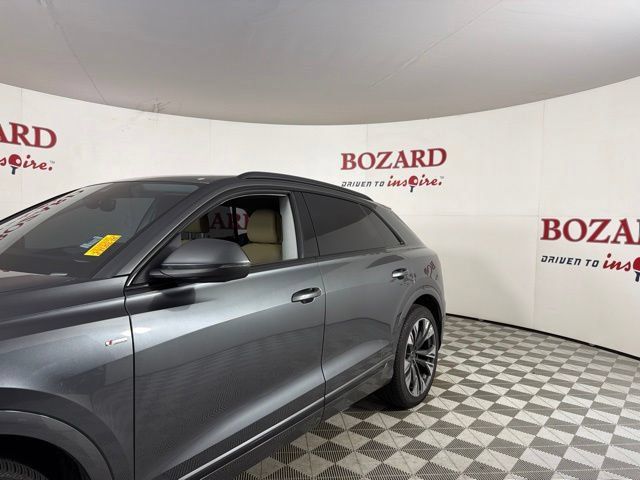 Used 2025 Audi Q8 Prestige AWD/4WD image 7
