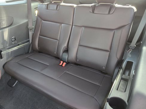New 2026 Ford Explorer Platinum RWD image 28