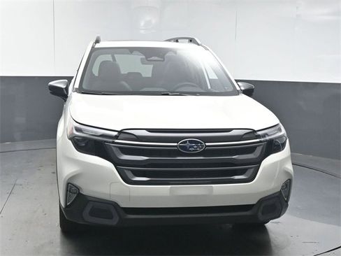 New 2025 Subaru Forester Limited image 3