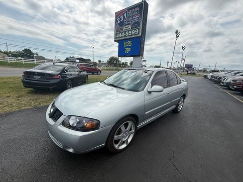 Used 2004 Nissan Sentra SE-R Spec V w/ Sunroof Pkg image 8