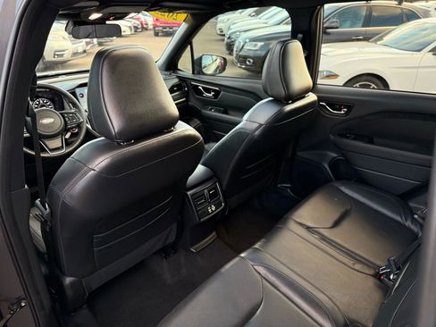 Used 2025 Subaru Forester Limited AWD/4WD image 15